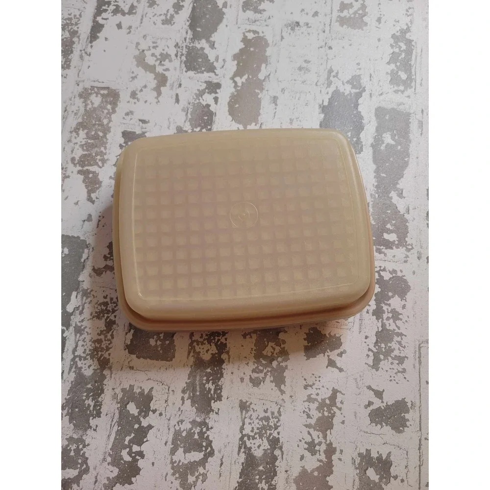 Tupperware great used